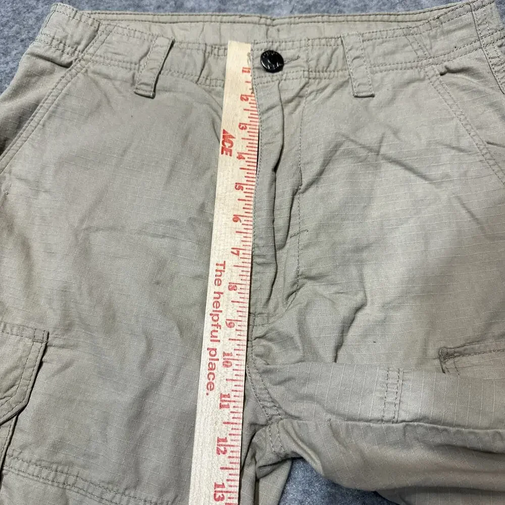 Champs Sports CSG Men's Cargo Shorts Size 30 Beige Cotton Shorts‎